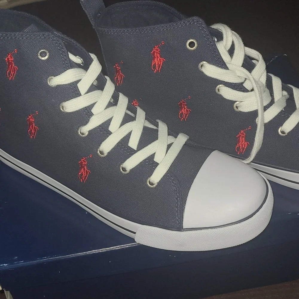 New Polo by Ralph Lauren canvas high tops sizes 6.5 jr = 8 wmn and 7jr =… - Picture 2 of 7